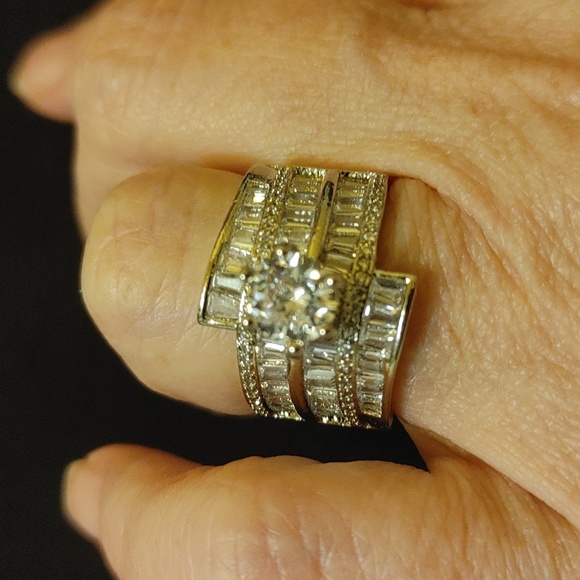 New 7.9ct zircon sterling silver ring - Picture 8 of 8